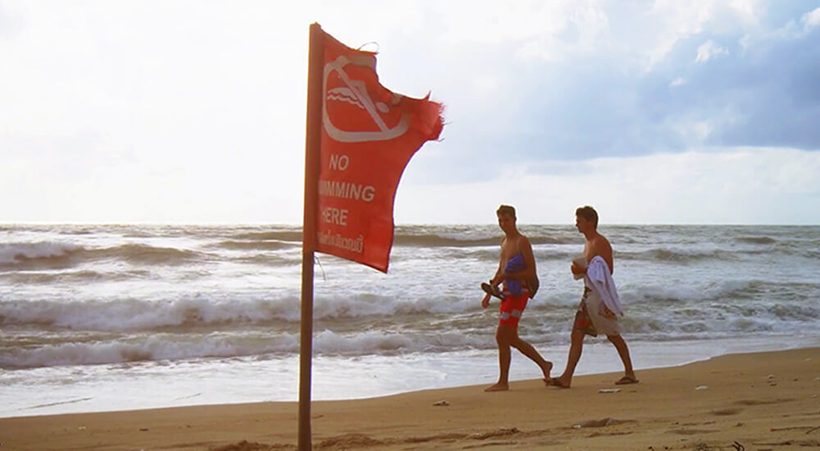 red flags on Beaches