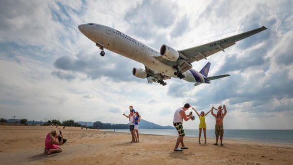 Plane landing at Phuket airport